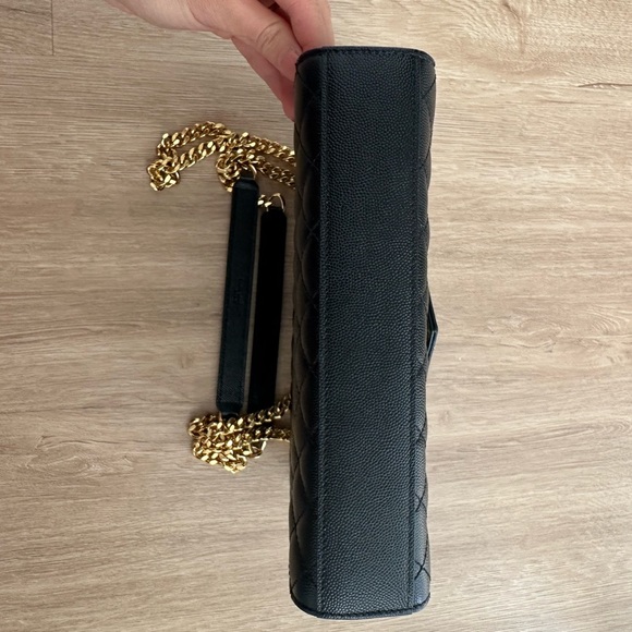 SAINT LAURENT ENVELOPE MEDIUM QUILTED TEXTURED LEATHER BAG - Picture 6 of 7